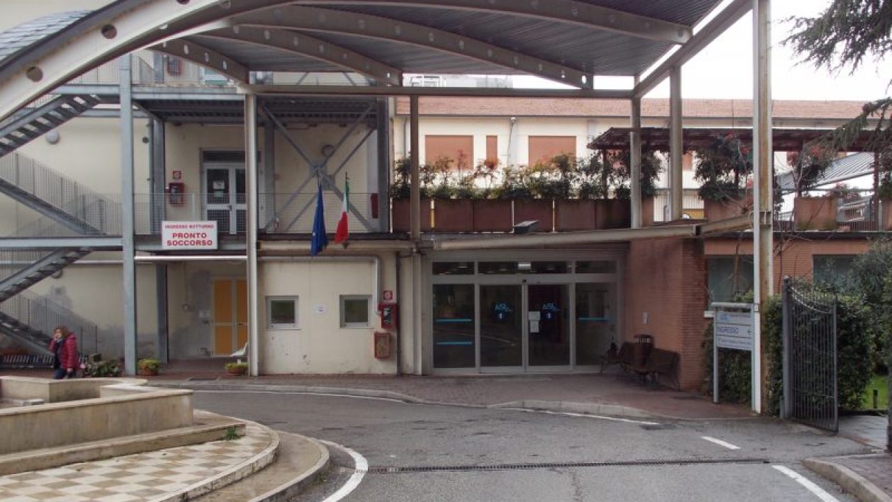 Ospedale-Umbertide-ingresso-2-e1496831854132-1280x720.jpg