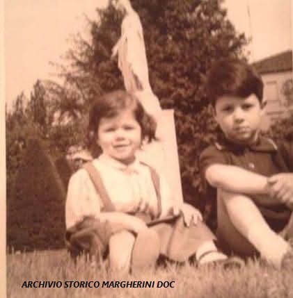 foto_1_storica_-_Madonna_di_Marghera_Piazzale_Giovannanni_-_Archivio_storico_gruppo_Margherini_DOC.jpg
